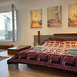 Studio Top Бухарест