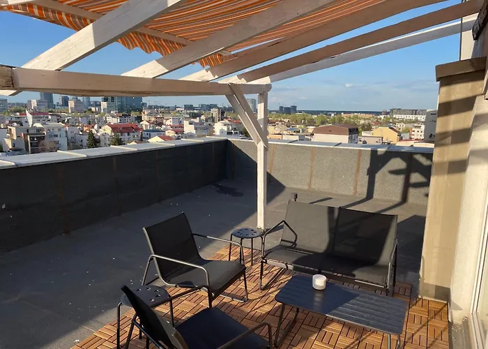 Studio Top * Бухарест