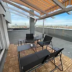 Studio Top * 부쿠레슈티